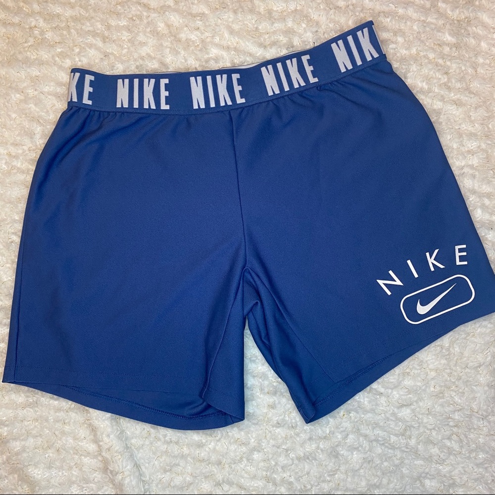 NWOT Nike Pro Big Kids Training Shorts